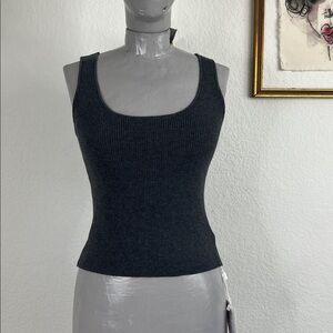 EGGKA Ribbed Scoop Neck High Back Sweater Tank Top